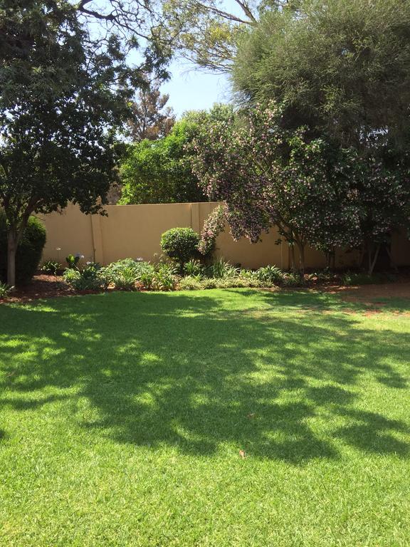 Khuvena Guesthouse Randburg Εξωτερικό φωτογραφία