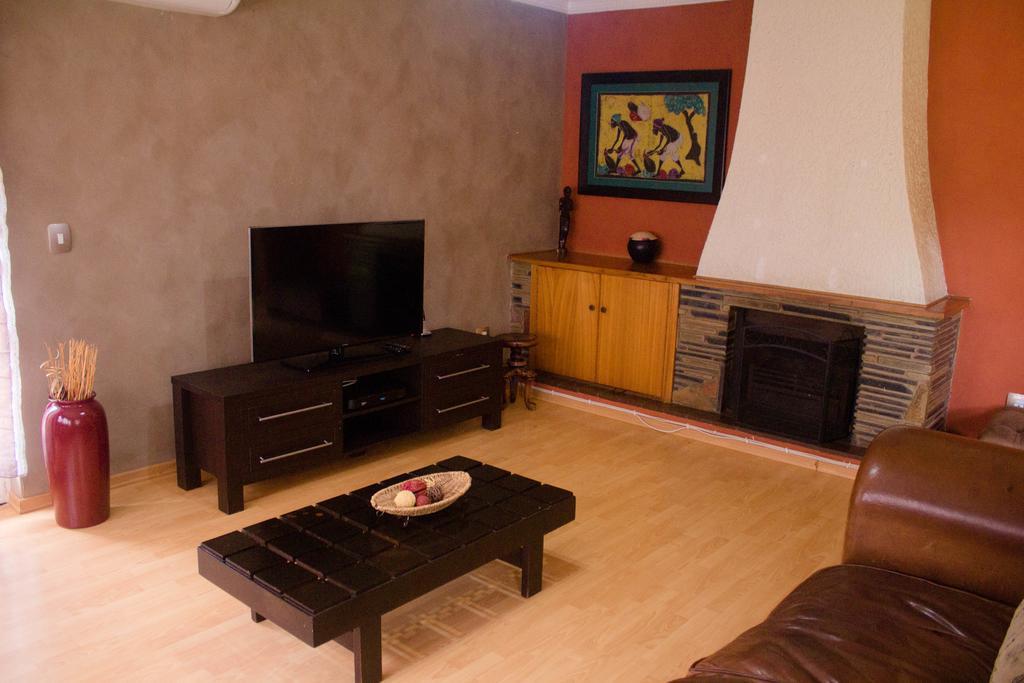 Khuvena Guesthouse Randburg Εξωτερικό φωτογραφία