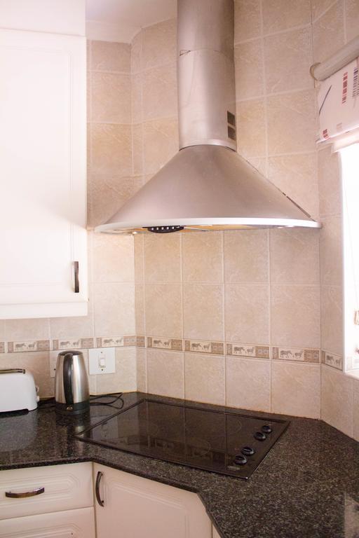 Khuvena Guesthouse Randburg Δωμάτιο φωτογραφία