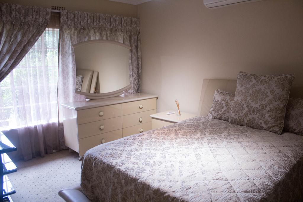Khuvena Guesthouse Randburg Εξωτερικό φωτογραφία
