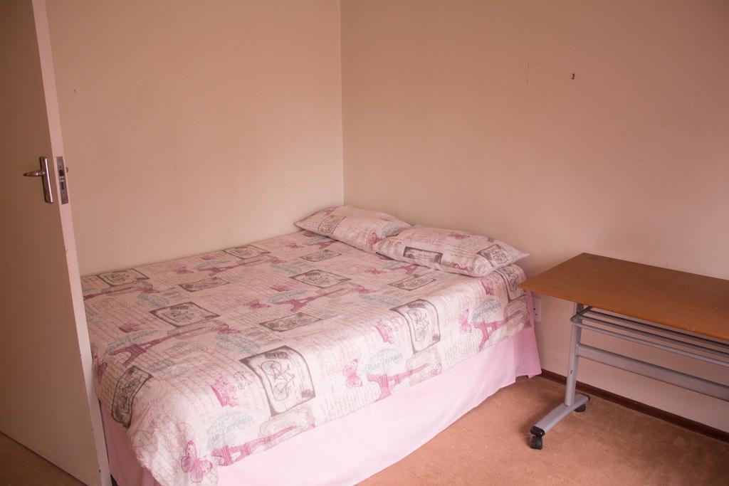 Khuvena Guesthouse Randburg Εξωτερικό φωτογραφία