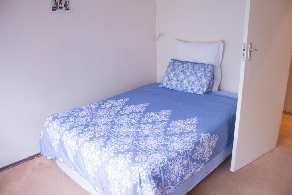 Khuvena Guesthouse Randburg Εξωτερικό φωτογραφία