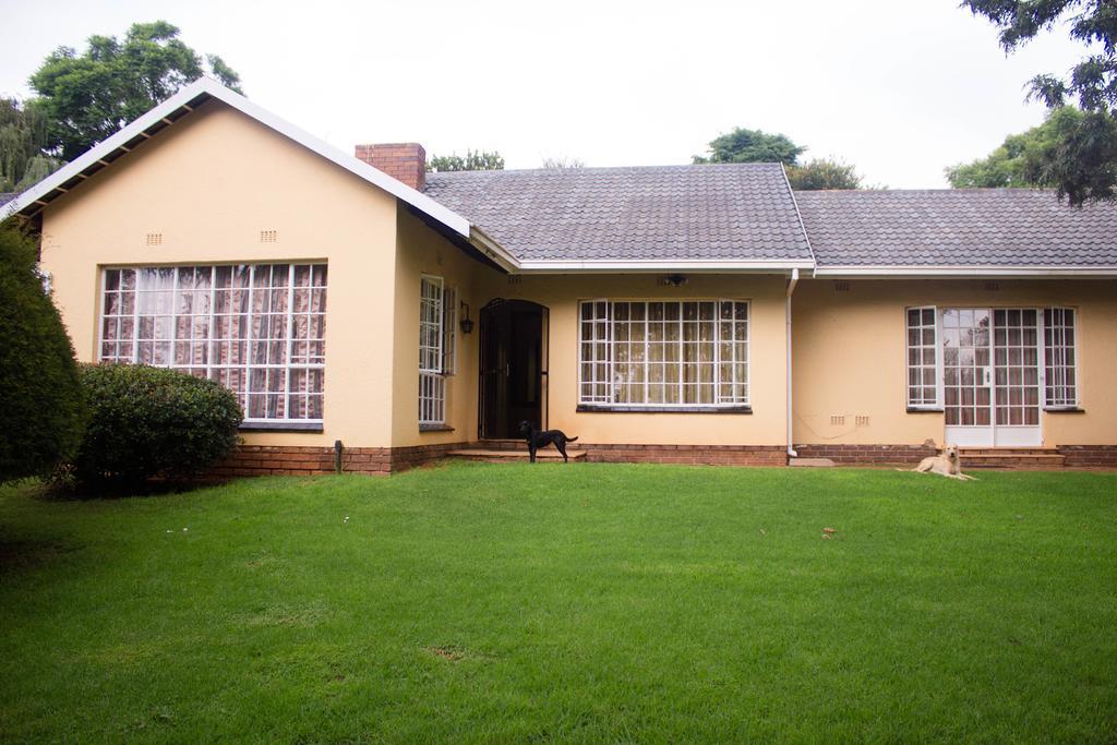 Khuvena Guesthouse Randburg Εξωτερικό φωτογραφία