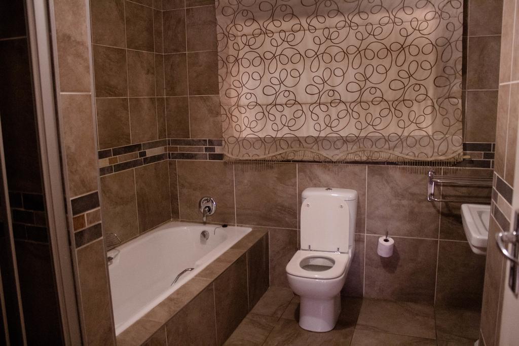 Khuvena Guesthouse Randburg Εξωτερικό φωτογραφία