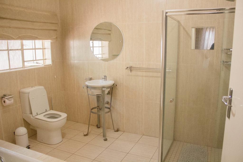 Khuvena Guesthouse Randburg Εξωτερικό φωτογραφία